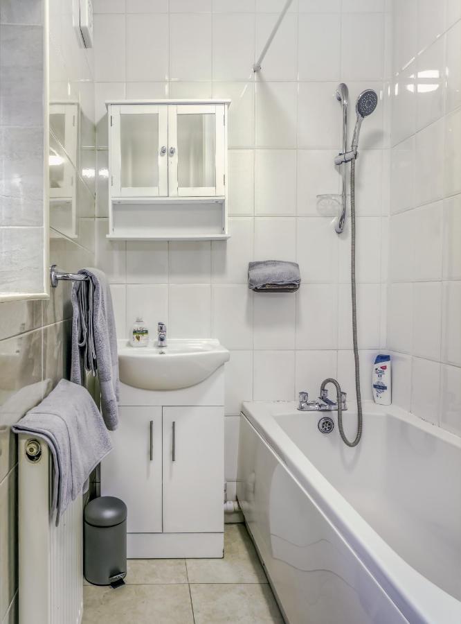 090 Beautiful 1 Bedroom Flat Near Luton Town And Station Exterior photo